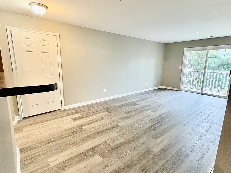 664 Materdie Ln #203 — Photo 6
