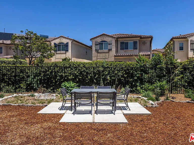 345 Genoa St #ADU — Photo 40