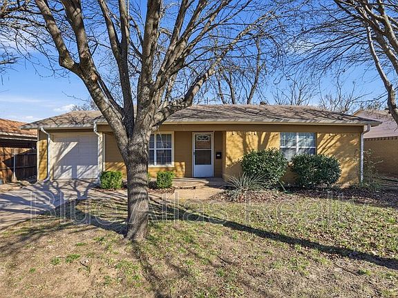 2nd image of 909 E Vista Dr