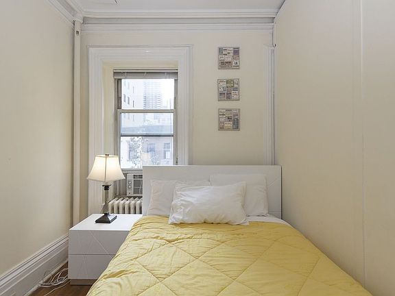 5th image of 309 E 52nd St Fl 4