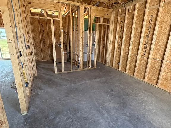 5th image of 650 Cedar Point Boulevard #F6