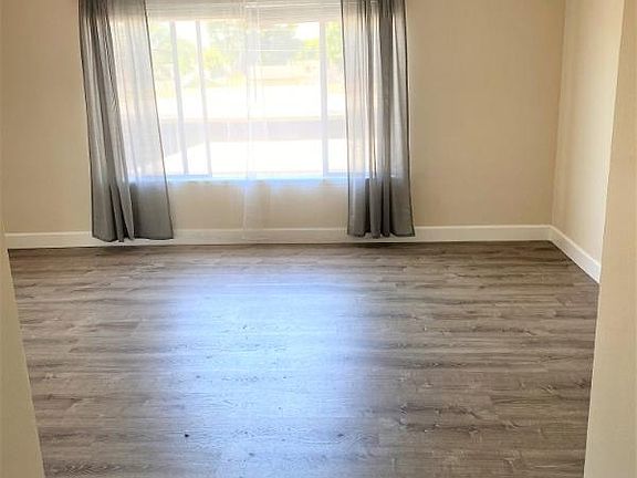 3rd image of 2115 Placentia Ave APT 29