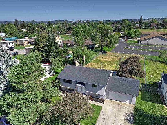 2nd image of 10903 E Cataldo Ave #10905