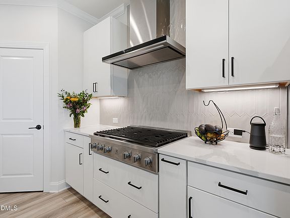 3rd image of 752 Serenity Walk Pkwy