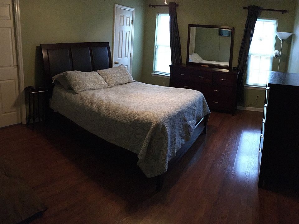 2nd image of 428 Misty Ridge Ln