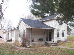 106 N Prospect Ave, Amboy, IL 61310