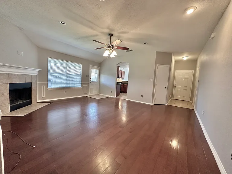 4905 Spur Ridge Ct — Photo 5