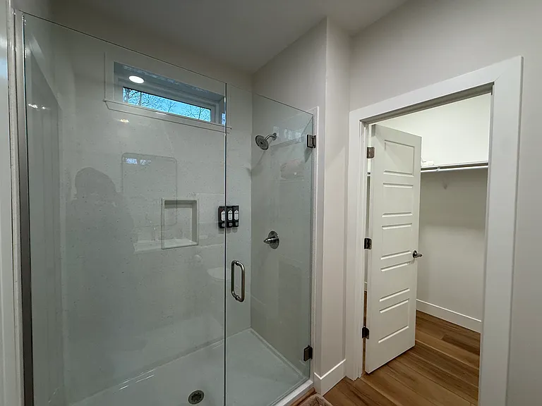 2015 Cureton Dr #A — Photo 6