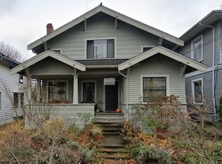 1422 Warren Ave N, Seattle, WA 98109
