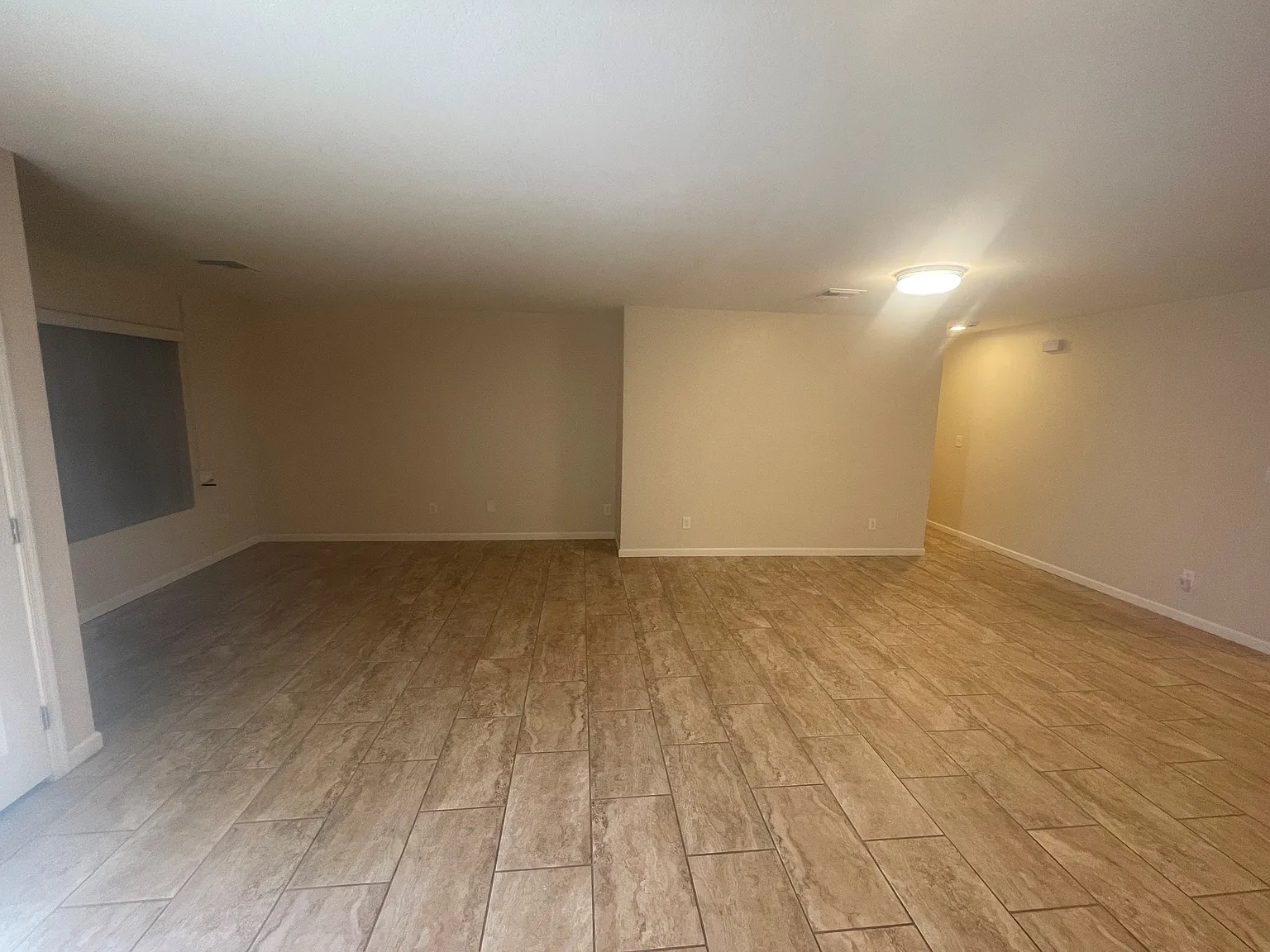 3 bed, 1696 sqft, $2,350 — Photo 4