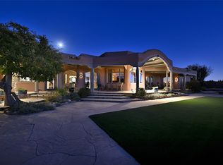 12 Starlight Cir, Santa Fe, NM 87506