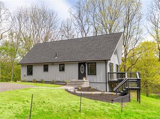 184 Poppy Ln, Marlboro, NY 12542
