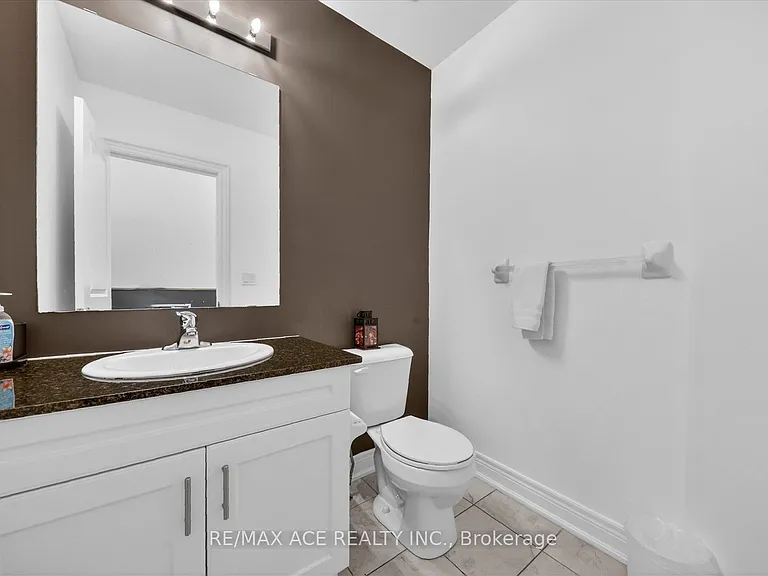 171 Snowbridge Way #26 — Photo 7