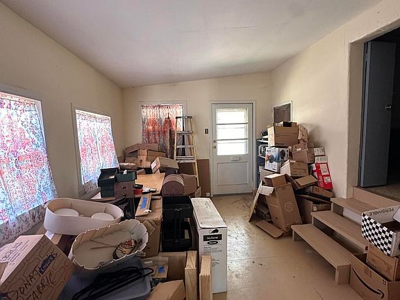 3rd image of 505 Bamert Rd