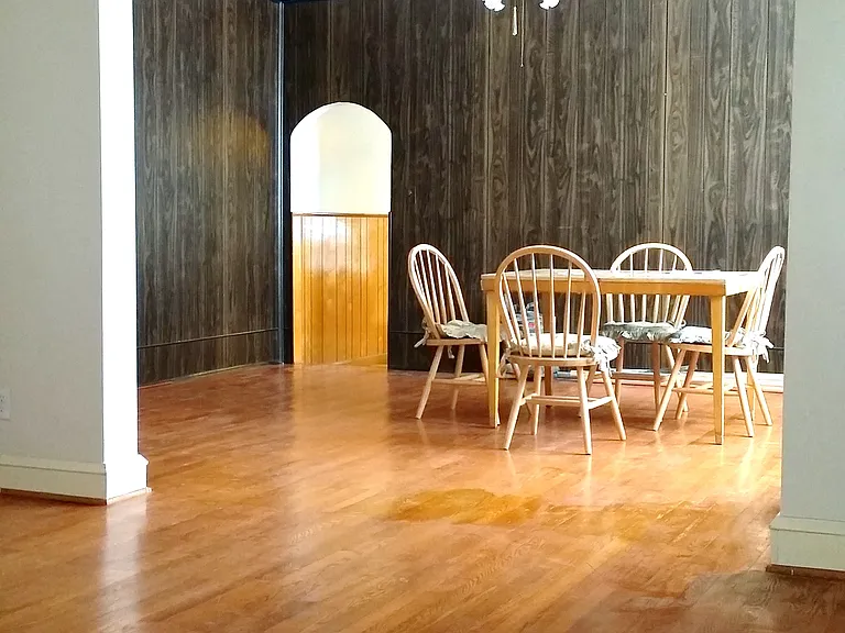 410 Dorrance St — Photo 2