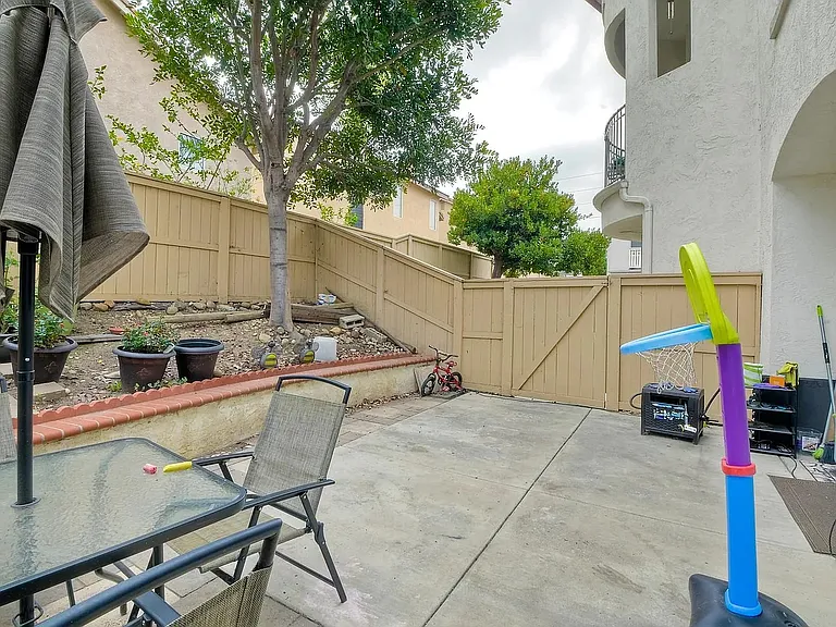 10988 Ivy Hill Dr #2 — Photo 40