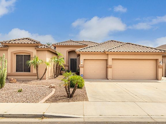 3rd image of 3465 E Parkview Dr
