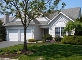119 Skyline Dr, Lakewood, NJ 08701