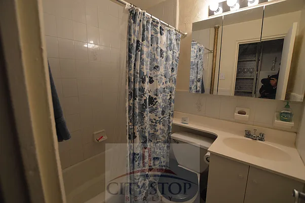 Rented by City Stop Realty | media 66