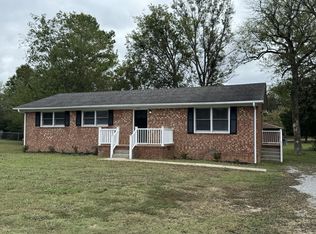 800 Mead Dr, Shelbyville, TN 37160