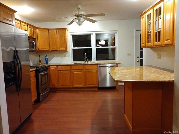 2nd image of 85 Duelk Ave
