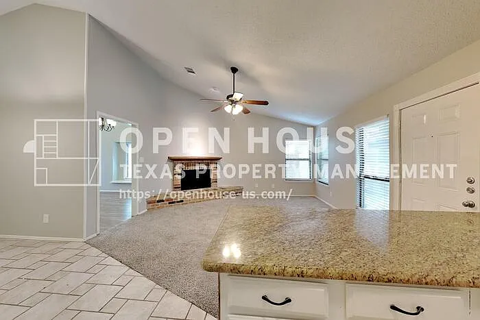4403 Santa Cruz Ln — Photo 22