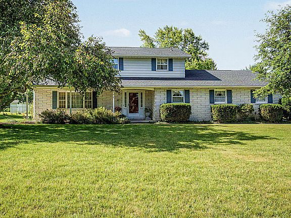 2nd image of 5812 Peachtree Dr