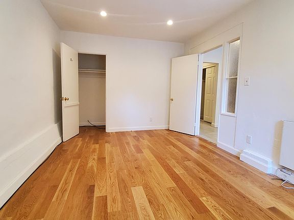 5th image of 1171 Bush St APT 1A