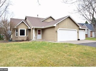 6474 Fawn Ln, Lino Lakes, MN 55014