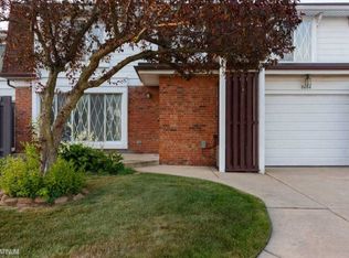 8604 Community Blvd, Warren, MI 48093