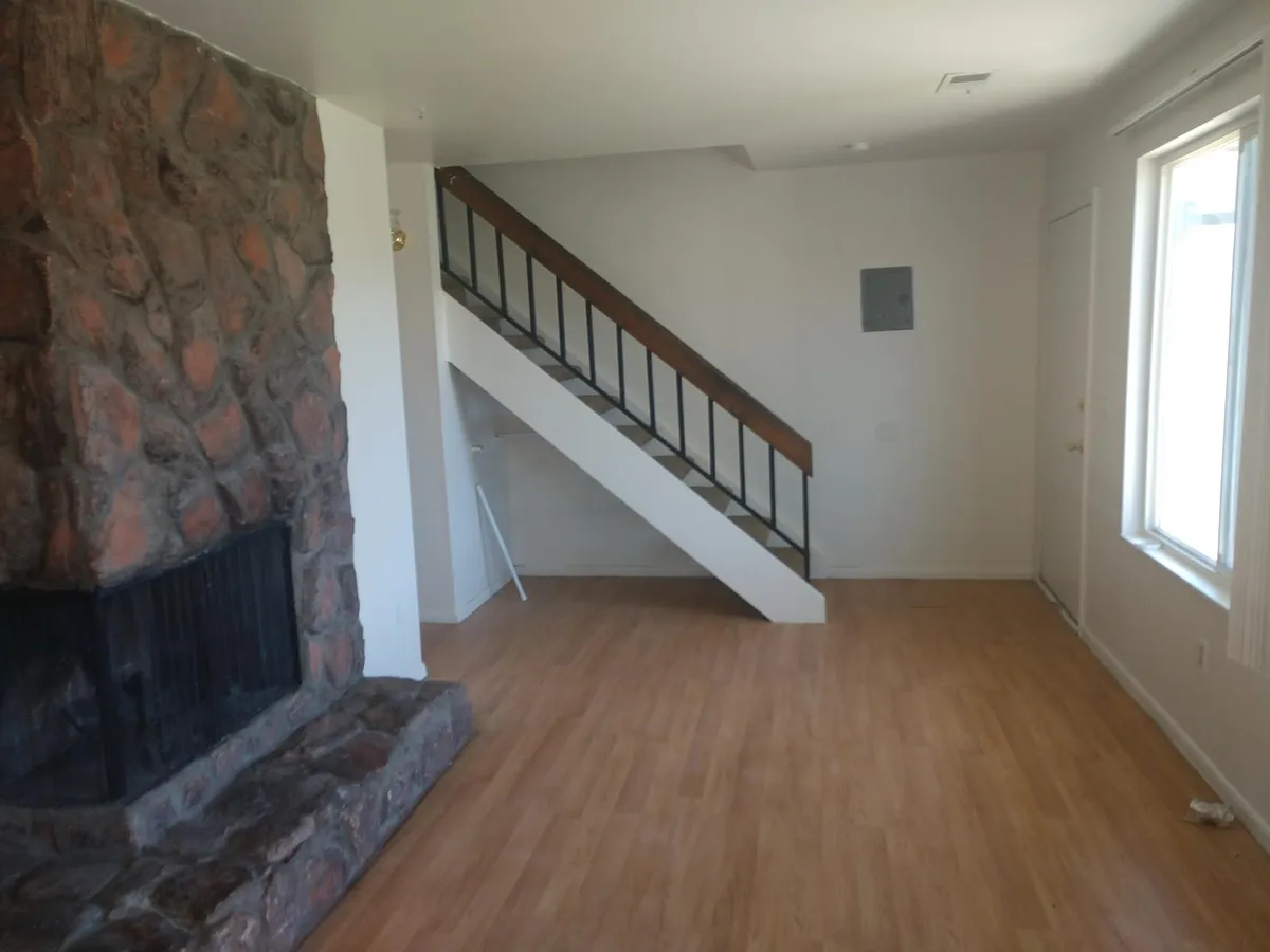 Building Photo - 15302 E Temple Pl