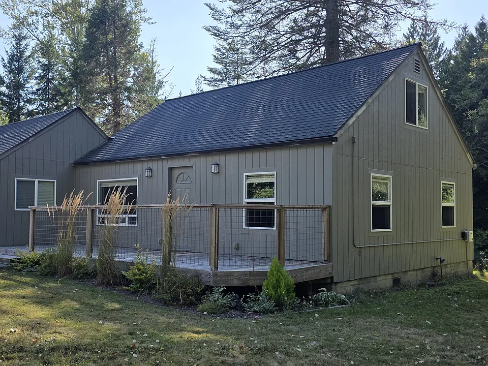 23128 Franklin Rd