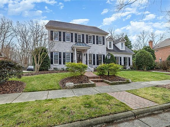 2nd image of 500 Topwater Ln