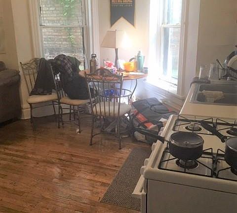 3rd image of 3118 N Kenmore Ave