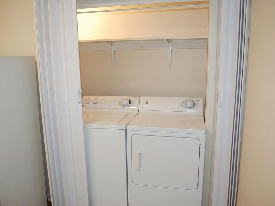 In-unit washer & dryer