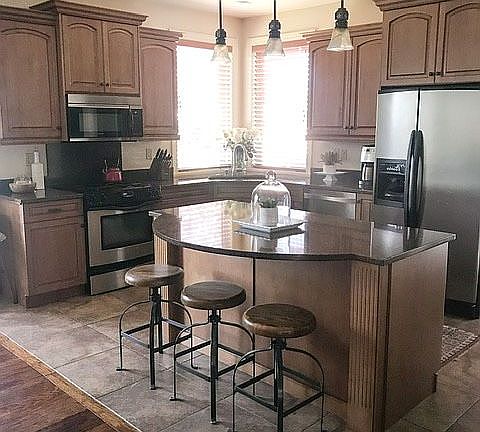 4th image of 3624 Flagstone Dr