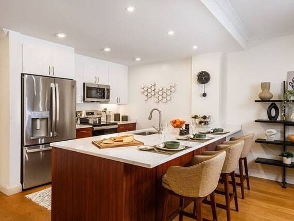 1st image of 1120 Boylston St #4