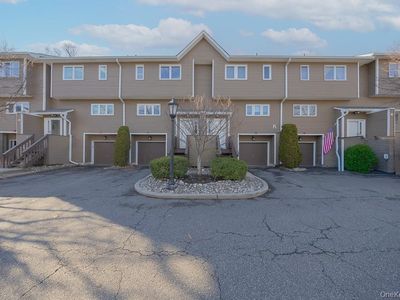 75 Village Green, Bardonia, NY, 10954