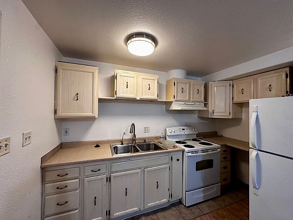 4th image of 2610 W 30th Ave Unit 2