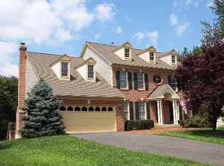 4622 Sutton Oaks Dr, Chantilly, VA 20151