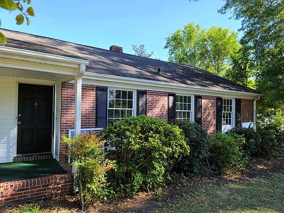 Side view of the house.