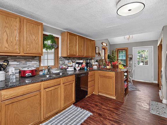 3rd image of 2709 E 37th Ct