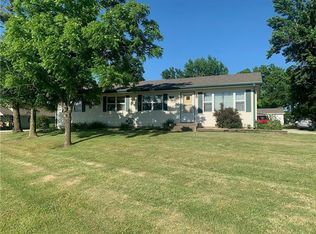 307 5th St, Winchester, KS 66097