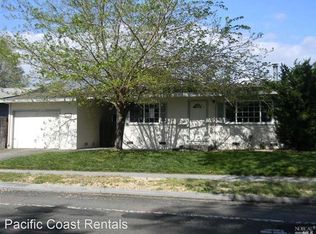 7478 Adrian Dr, Rohnert Park, CA 94928