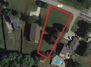 541 Olde Orchard Dr NE, Bolivar, OH 44612