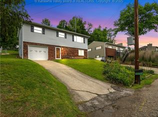 2533 Larwood Dr, Charleston, WV 25302