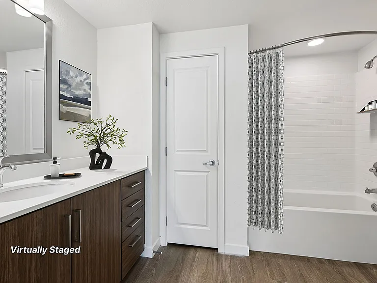 Castile Apartments — Photo 51