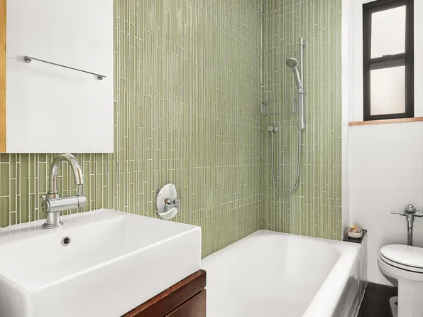 50 West 106th Street 6D image 6 of 7