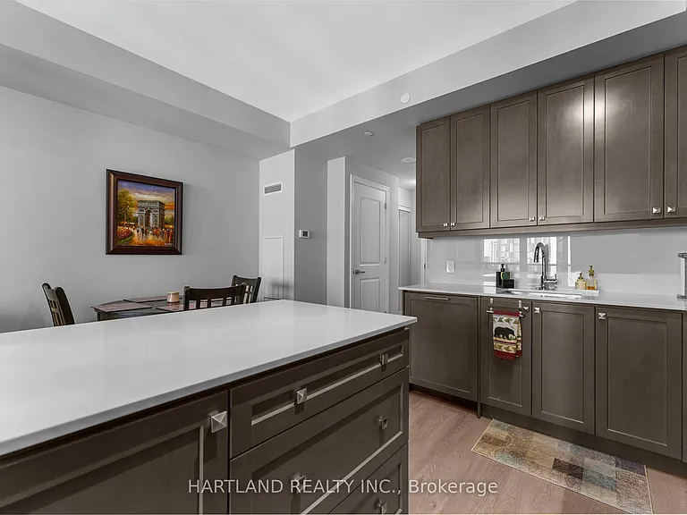 9075 Jane St #810 — Photo 12