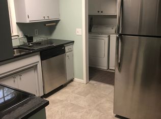 933 Wordsworth Dr, Wilmington, NC 28405